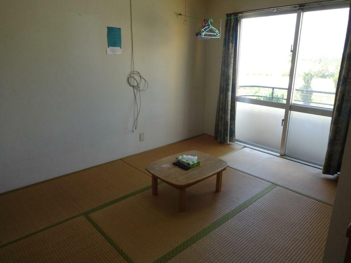 Pension Orange Box Miyakojima  Exterior foto